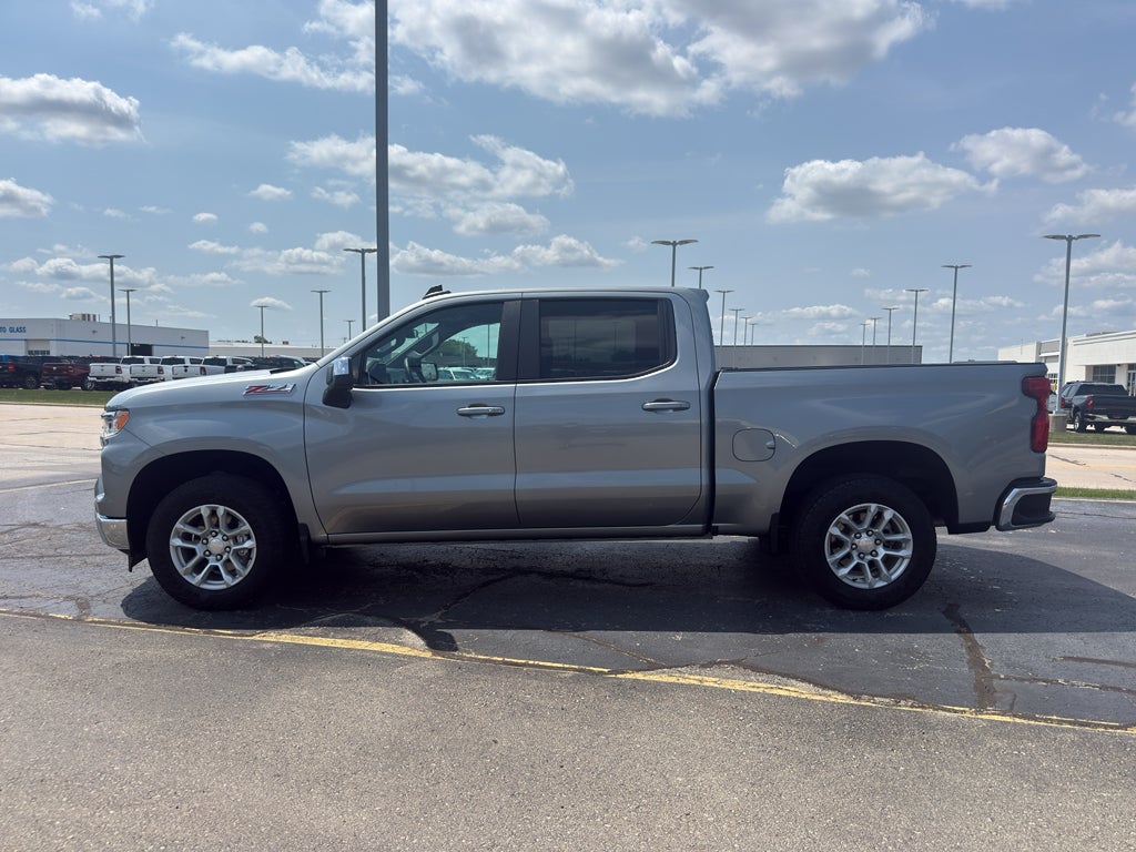 2023 Chevrolet Silverado 1500 Crew Cab Short Box 4-Wheel Drive LT 1LT