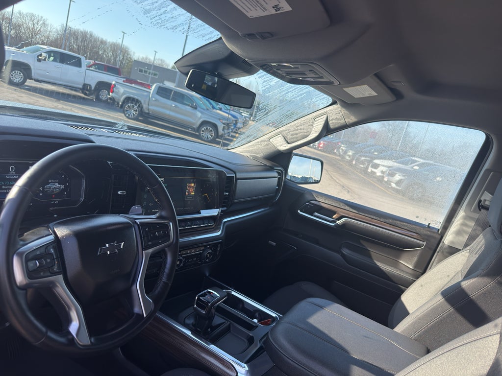 2023 Chevrolet Silverado 1500 Crew Cab Short Box 4-Wheel Drive RST