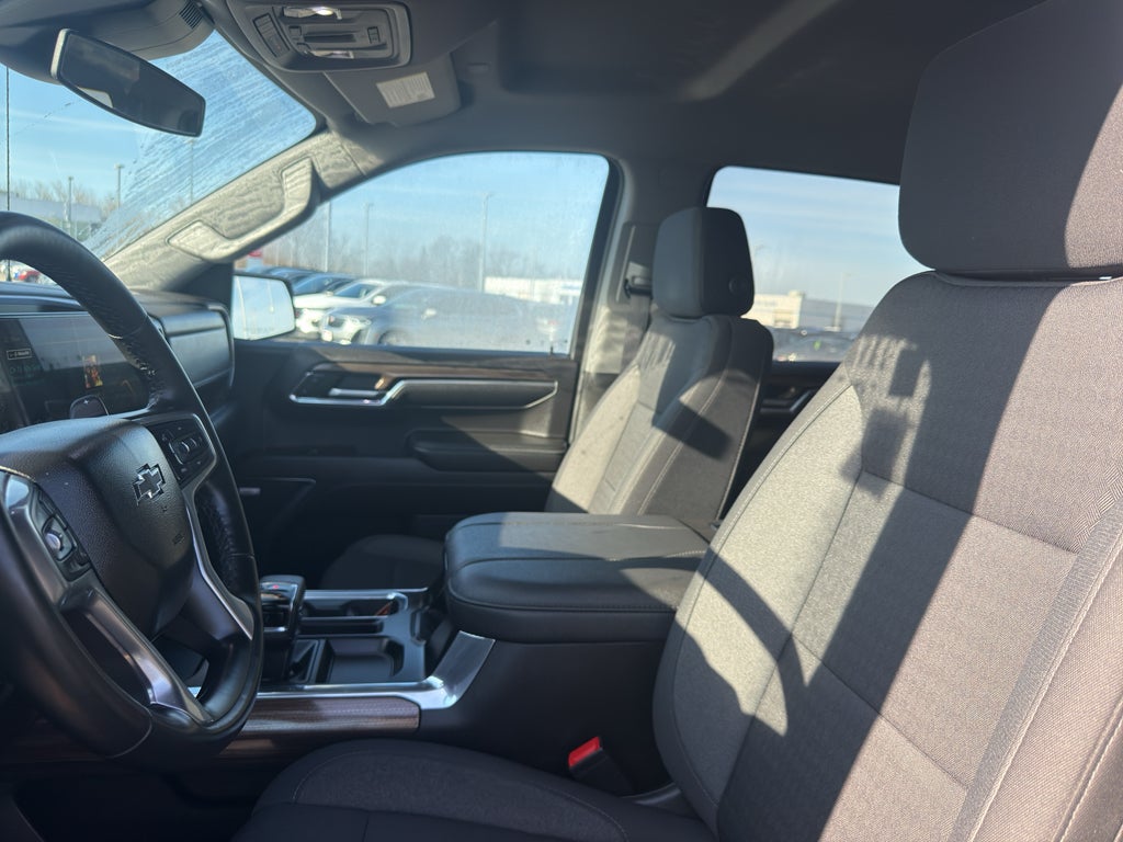 2023 Chevrolet Silverado 1500 Crew Cab Short Box 4-Wheel Drive RST