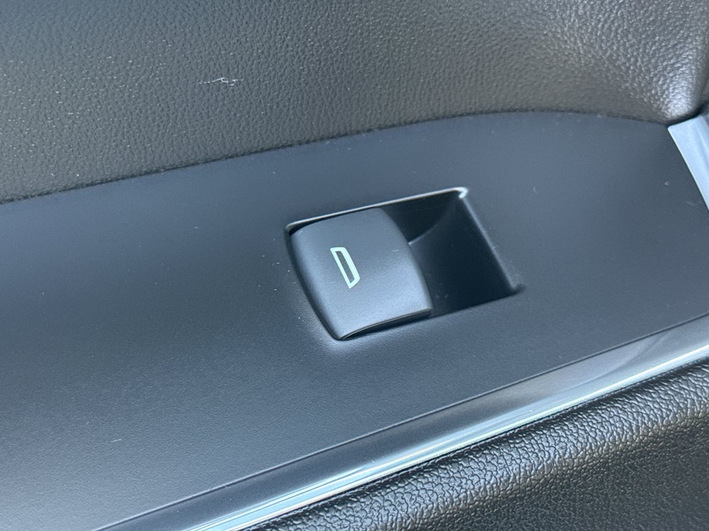 2023 Chevrolet Silverado 1500 Crew Cab Short Box 4-Wheel Drive RST