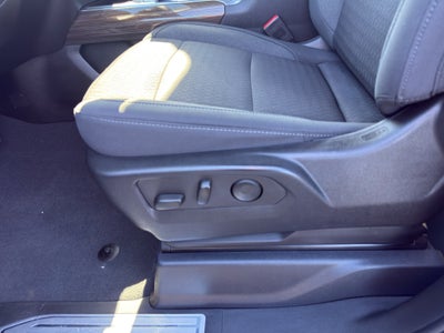 2023 Chevrolet Silverado 1500 Crew Cab Short Box 4-Wheel Drive RST