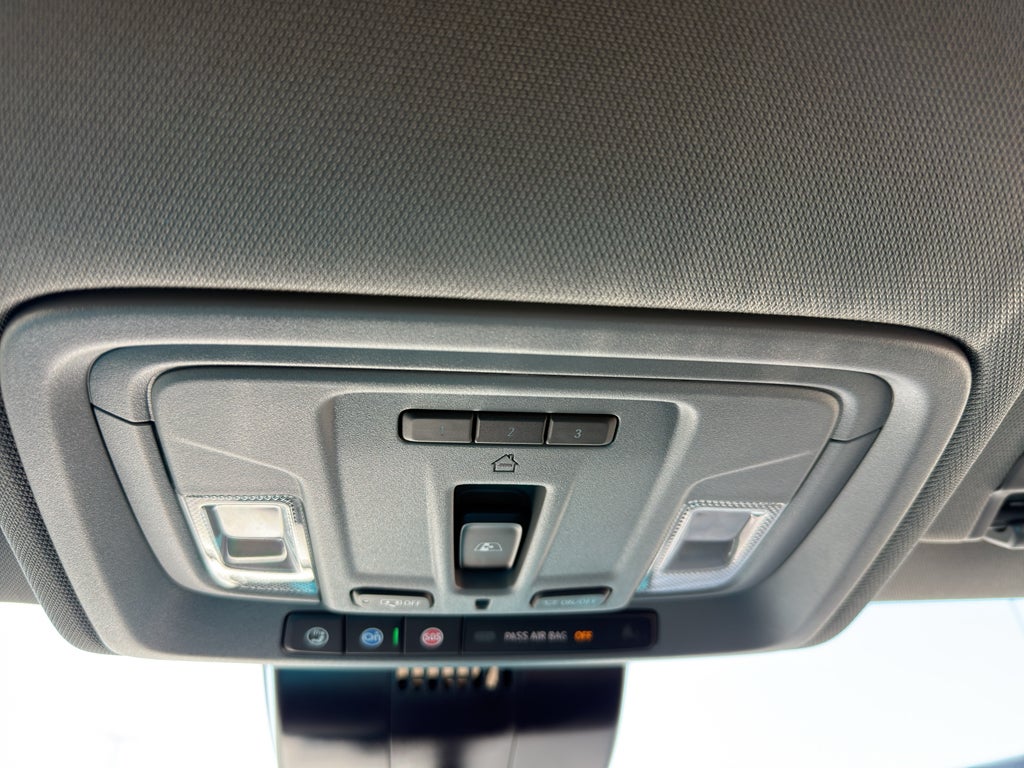 2023 Chevrolet Silverado 1500 Crew Cab Short Box 4-Wheel Drive RST