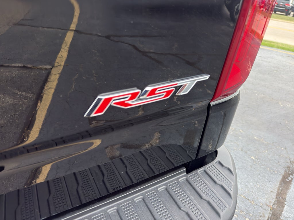 2023 Chevrolet Silverado 1500 Crew Cab Short Box 4-Wheel Drive RST