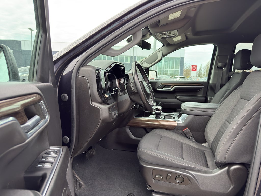 2023 Chevrolet Silverado 1500 Crew Cab Short Box 4-Wheel Drive RST