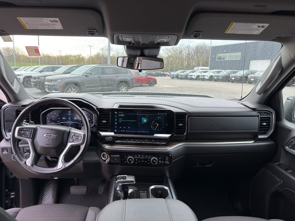 2023 Chevrolet Silverado 1500 Crew Cab Short Box 4-Wheel Drive RST