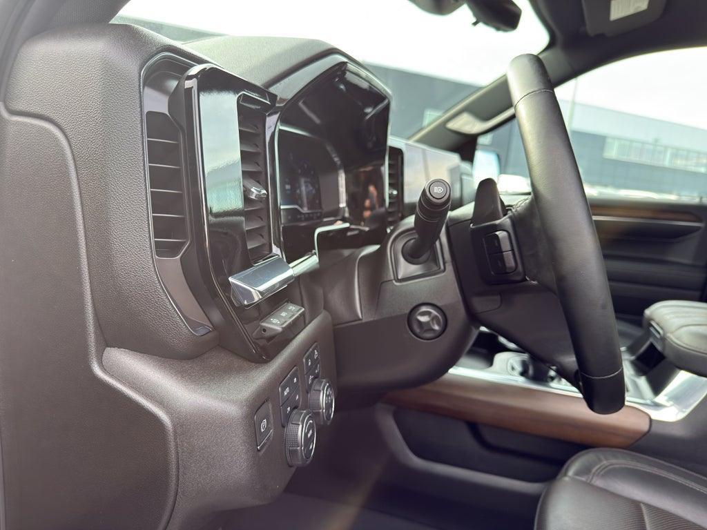 2024 Chevrolet Silverado 1500 Crew Cab Short Box 4-Wheel Drive High Country