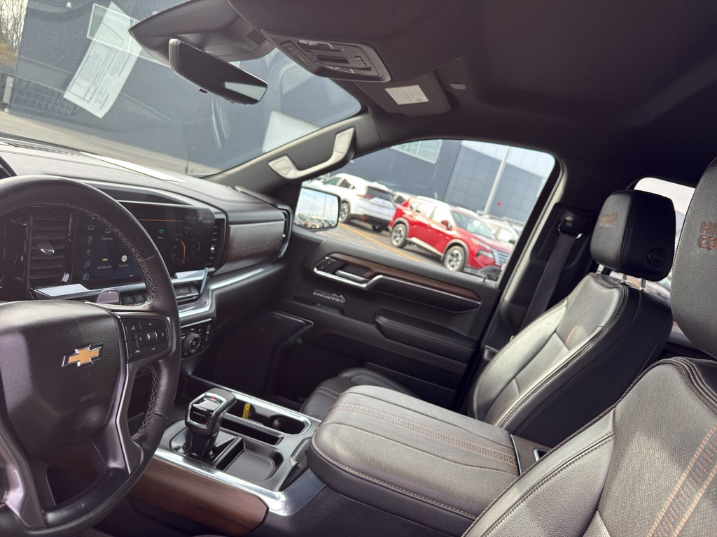 2024 Chevrolet Silverado 1500 Crew Cab Short Box 4-Wheel Drive High Country