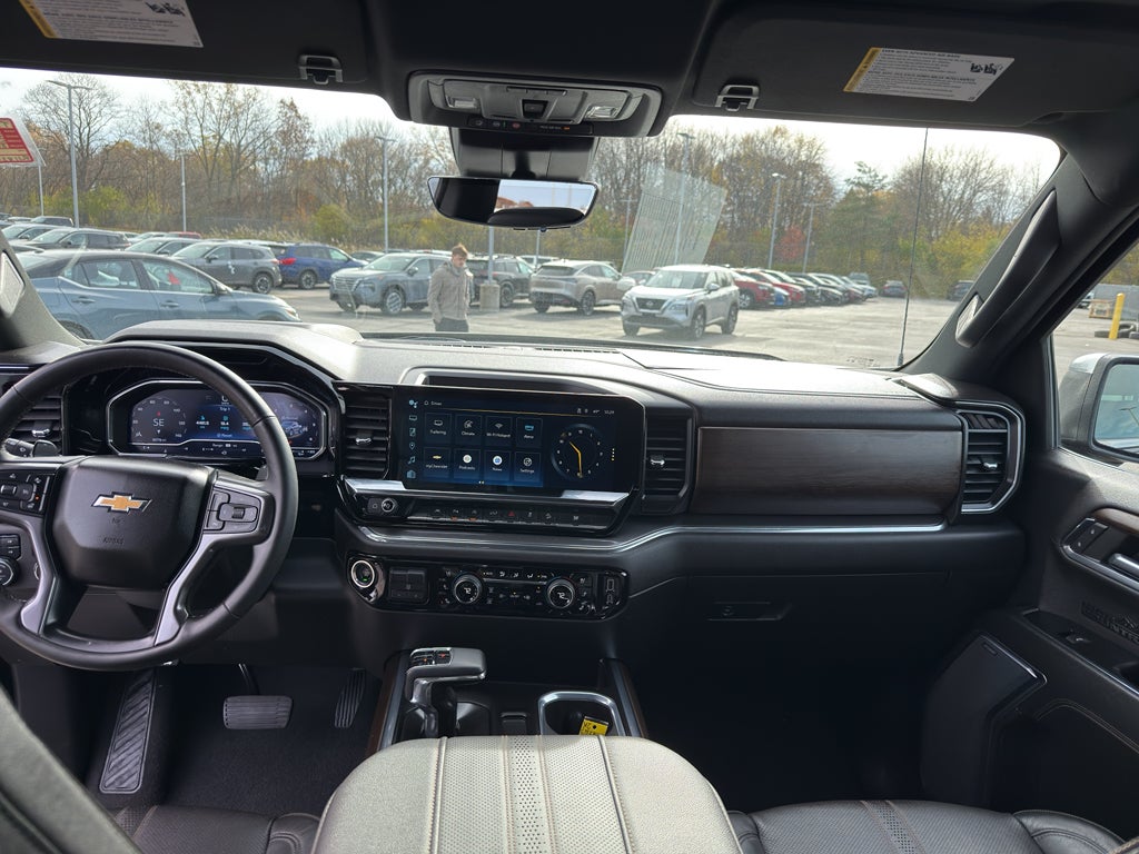 2024 Chevrolet Silverado 1500 Crew Cab Short Box 4-Wheel Drive High Country