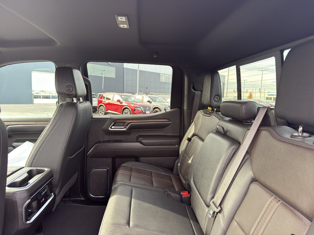 2024 Chevrolet Silverado 1500 Crew Cab Short Box 4-Wheel Drive High Country