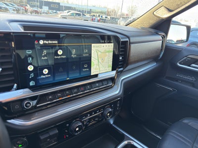 2022 Chevrolet Silverado 1500 Crew Cab Short Box 4-Wheel Drive High Country