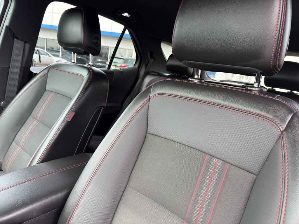 2022 Chevrolet Equinox FWD 4dr RS