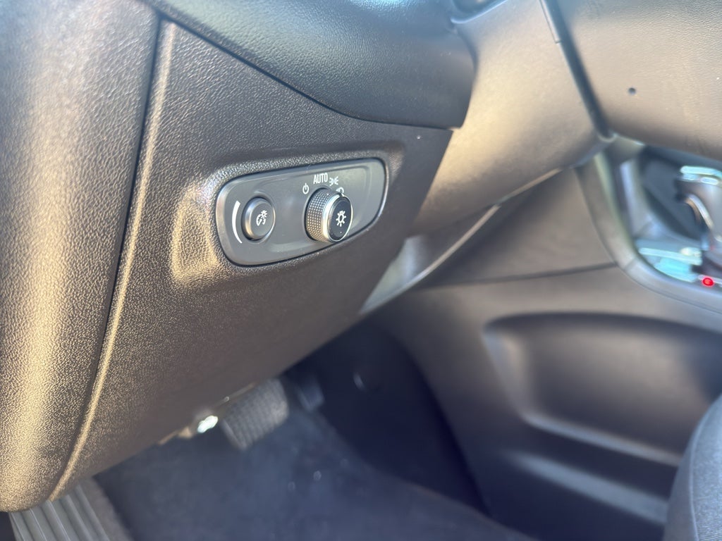 2019 Chevrolet Equinox AWD LT