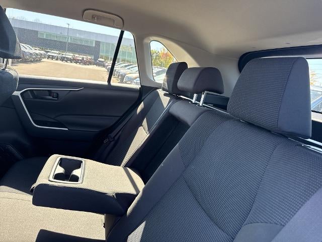 2025 Toyota RAV4 LE AWD (Natl)