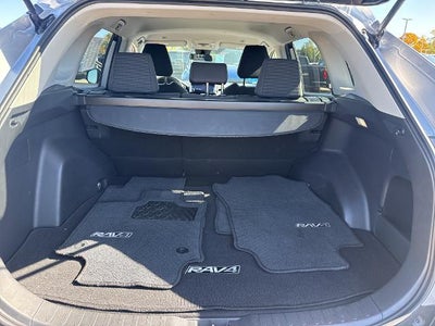 2025 Toyota RAV4 LE AWD (Natl)
