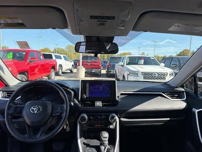 2025 Toyota RAV4 LE AWD (Natl)
