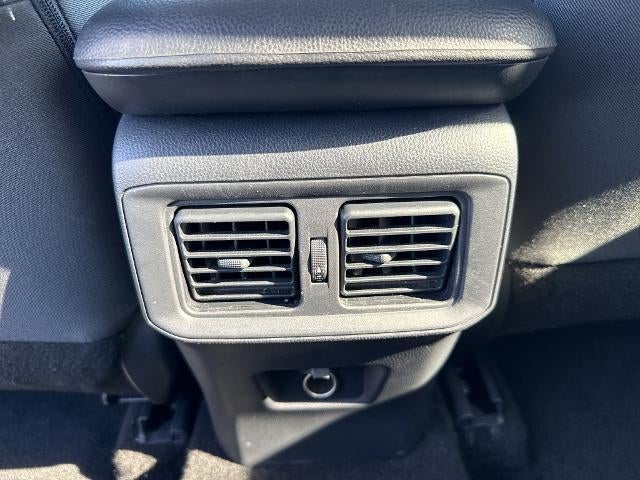 2025 Toyota RAV4 LE AWD (Natl)