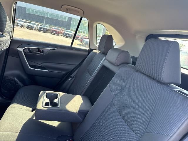 2025 Toyota RAV4 LE AWD (Natl)