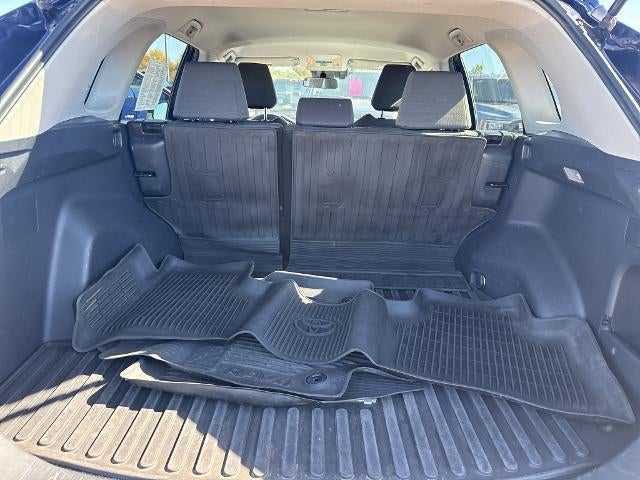 2021 Toyota RAV4 XLE AWD (Natl)