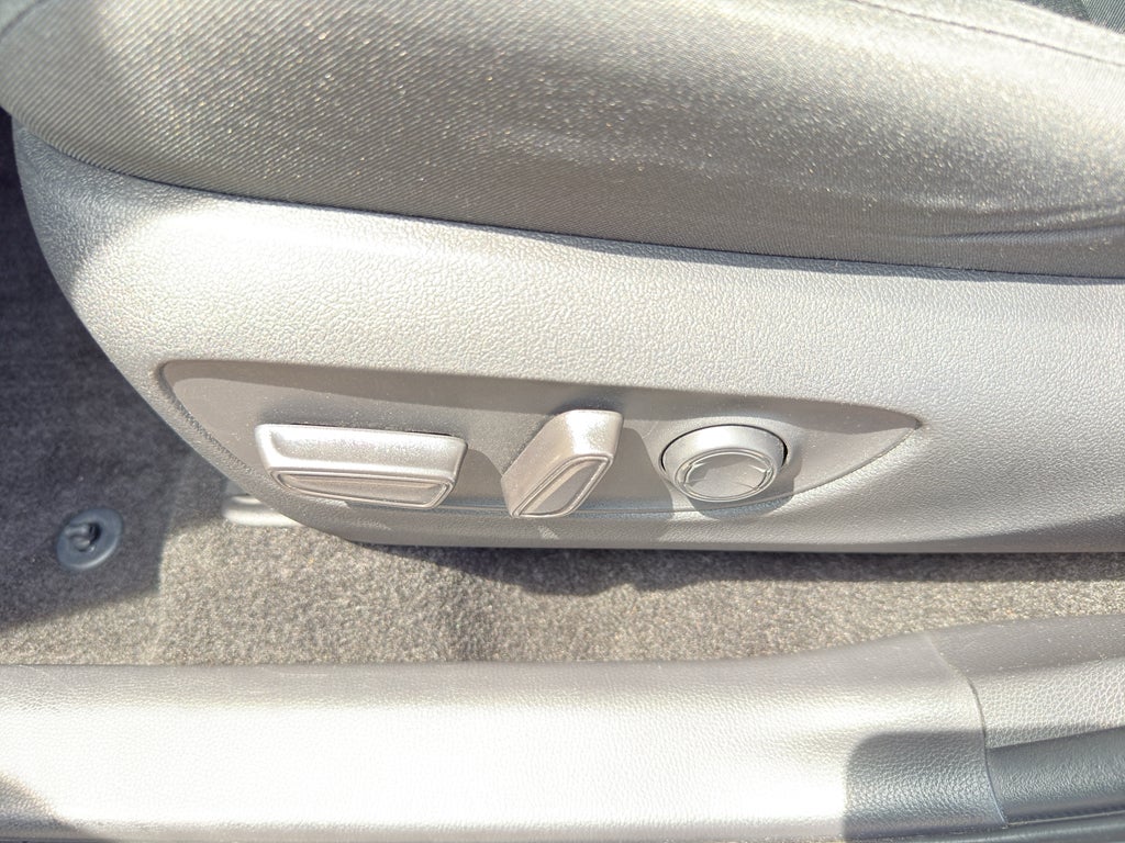 2024 Toyota RAV4 XLE AWD (Natl)