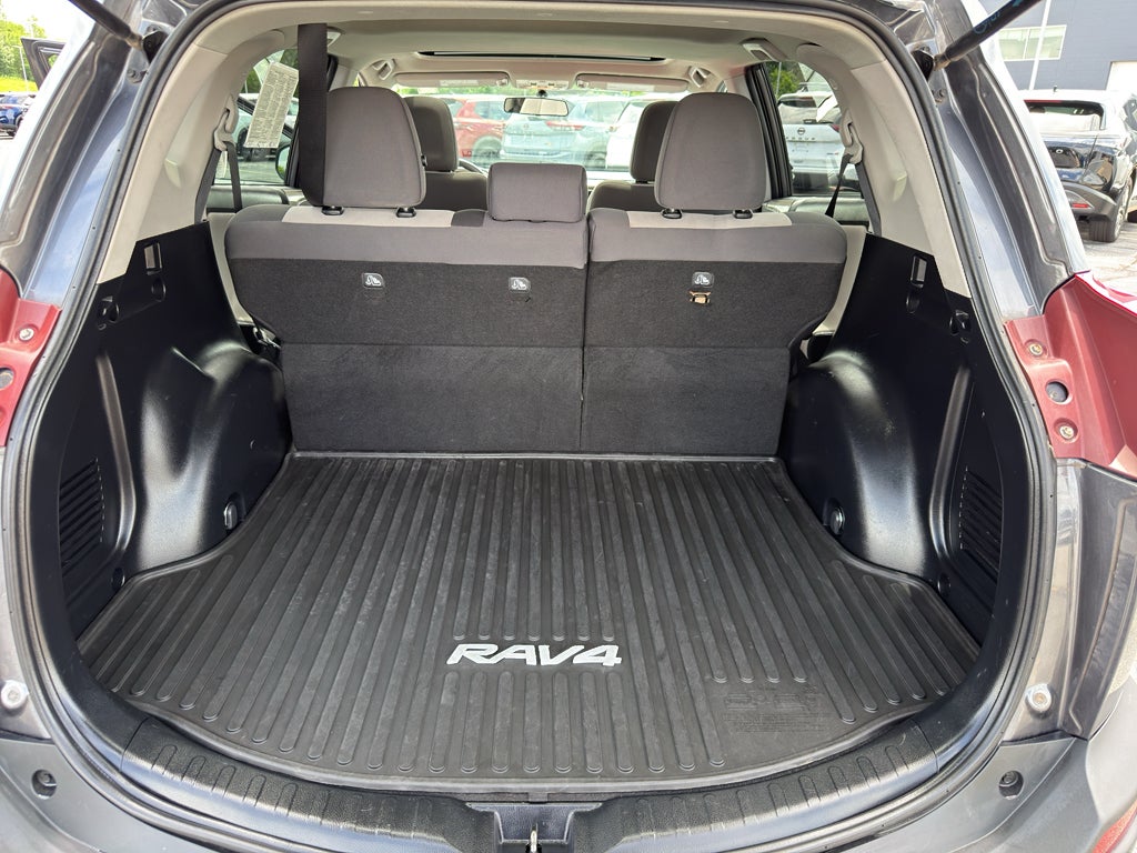 2015 Toyota RAV4 AWD 4dr XLE (Natl)