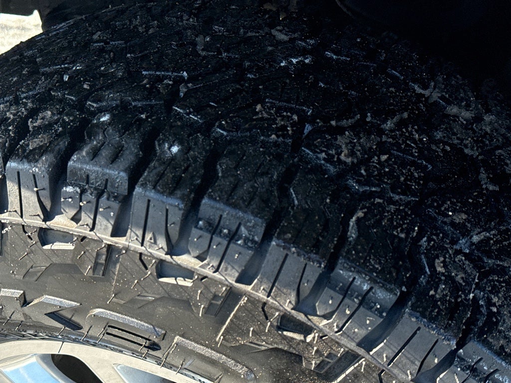 2017 RAM 3500 Laramie 4x4 Crew Cab 6'4" Box