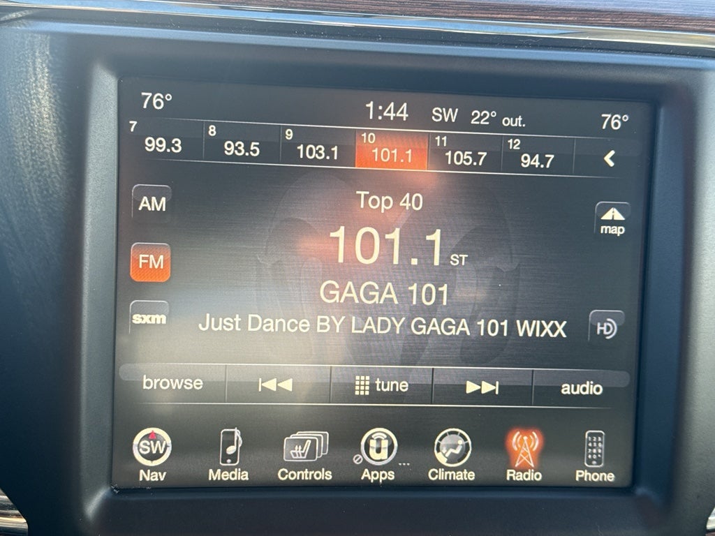 2017 RAM 3500 Laramie 4x4 Crew Cab 6'4" Box