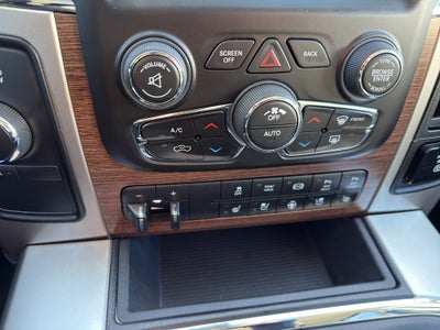 2017 RAM 3500 Laramie 4x4 Crew Cab 6'4" Box