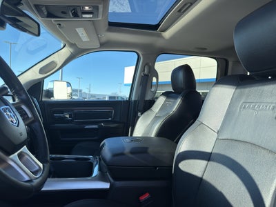 2017 RAM 3500 Laramie 4x4 Crew Cab 6'4" Box