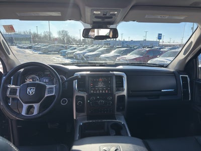 2017 RAM 3500 Laramie 4x4 Crew Cab 6'4" Box