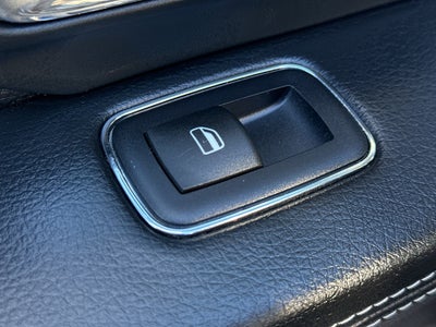 2017 RAM 3500 Laramie 4x4 Crew Cab 6'4" Box