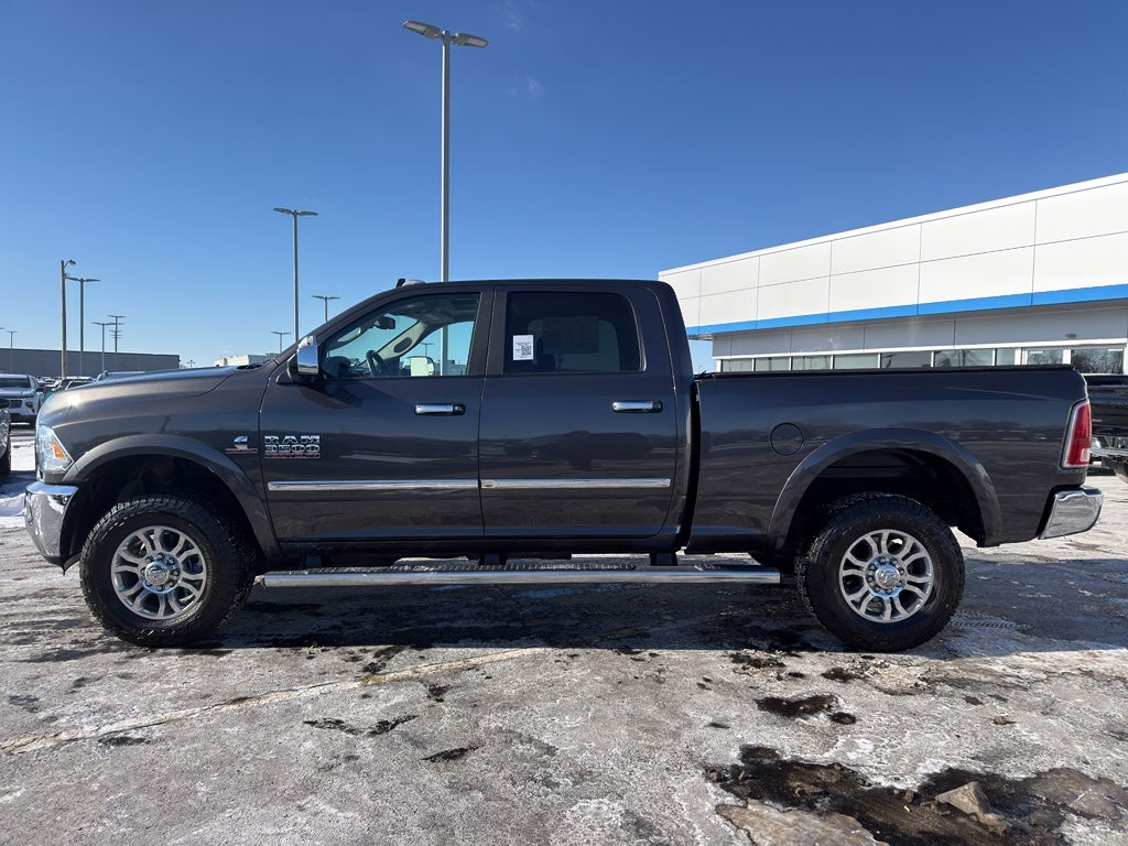 2017 RAM 3500 Laramie 4x4 Crew Cab 6'4" Box