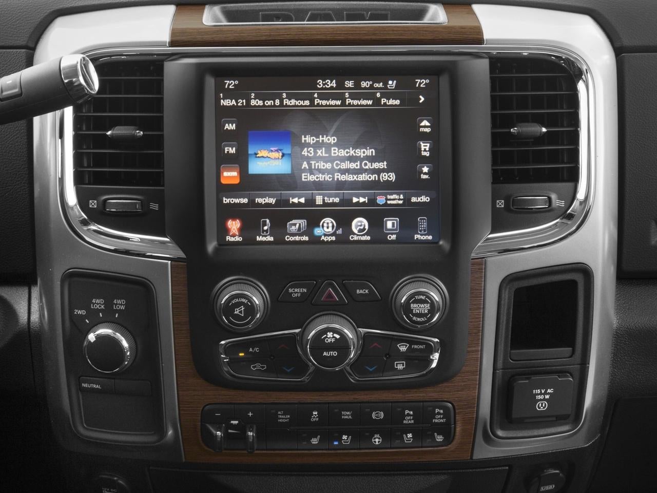 2017 RAM 3500 Laramie 4x4 Crew Cab 6'4" Box