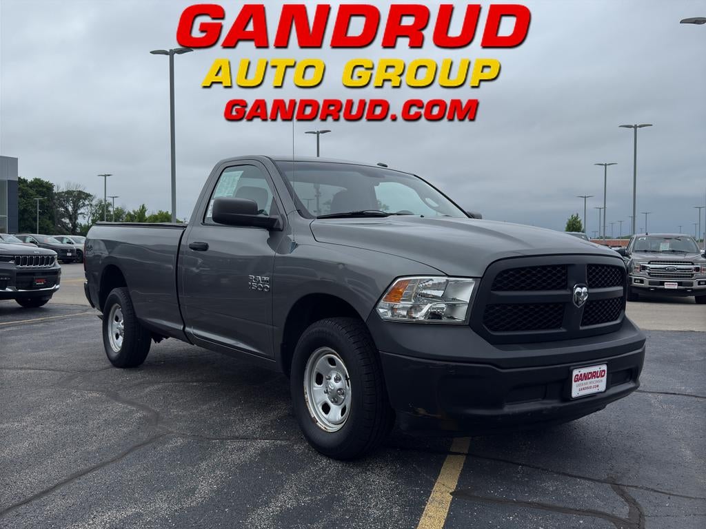 2013 RAM 1500 4WD Regular Cab 8 Ft Box Tradesman