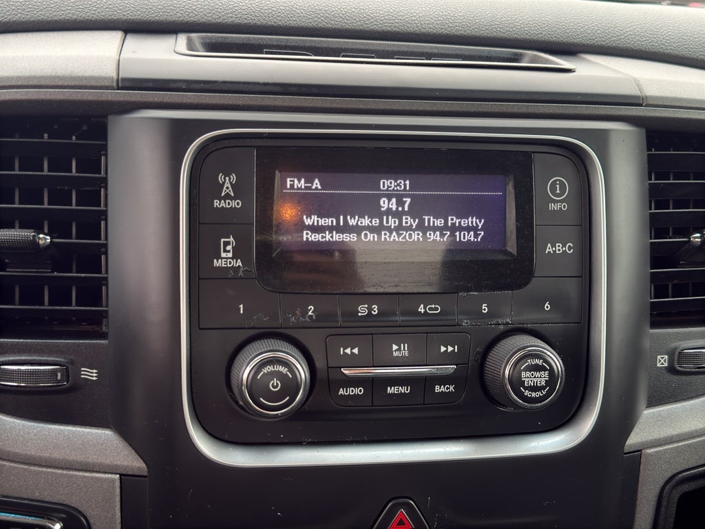 2013 RAM 1500 4WD Regular Cab 8 Ft Box Tradesman