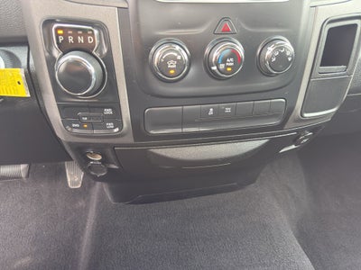2013 RAM 1500 4WD Regular Cab 8 Ft Box Tradesman