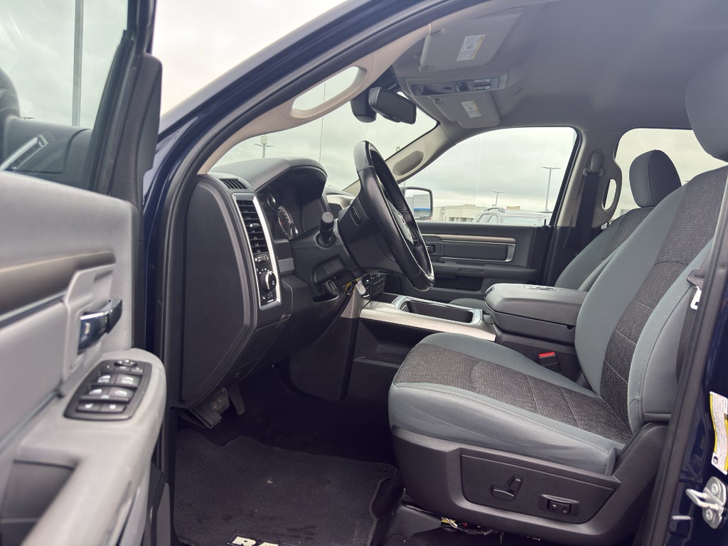 2018 RAM 1500 Big Horn 4x4 Crew Cab 5'7" Box