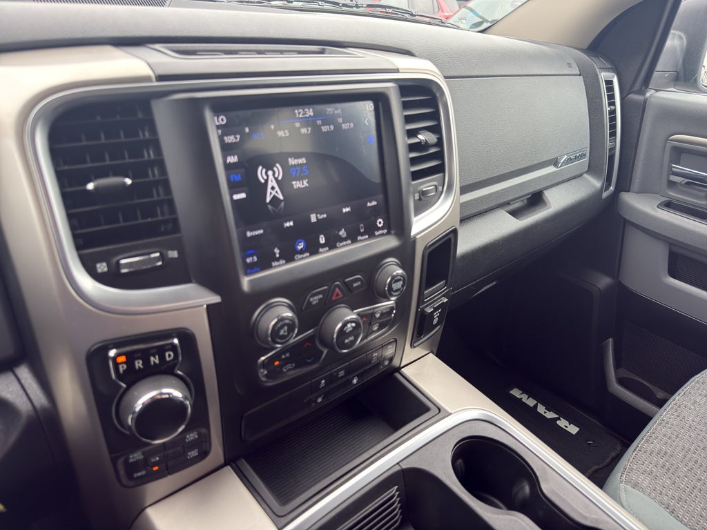 2018 RAM 1500 Big Horn 4x4 Crew Cab 5'7" Box
