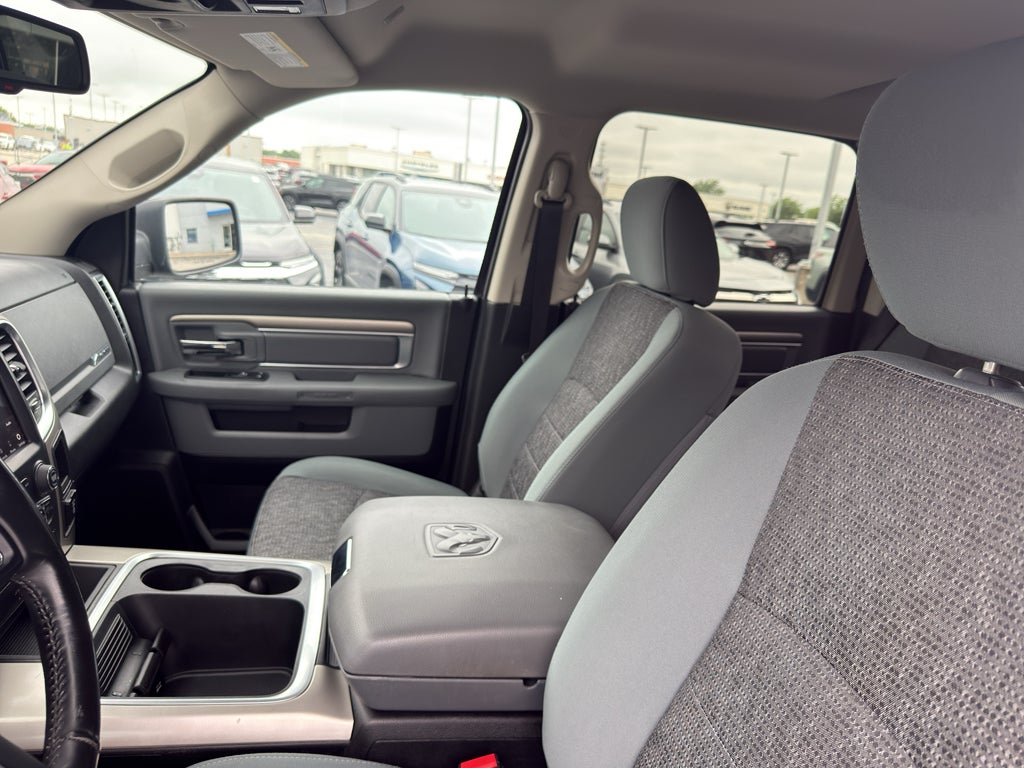 2018 RAM 1500 Big Horn 4x4 Crew Cab 5'7" Box