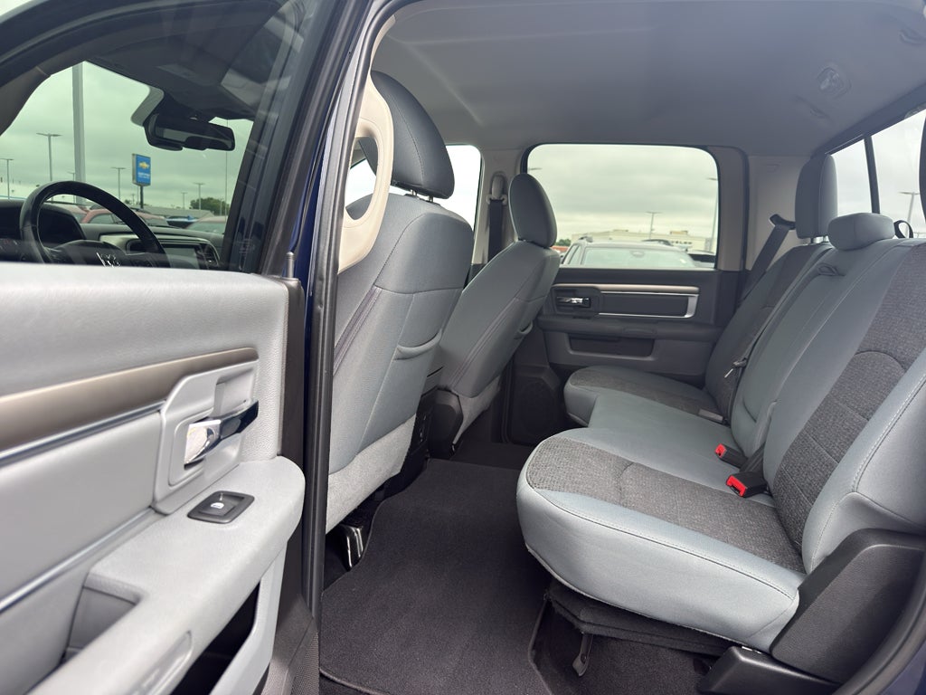 2018 RAM 1500 Big Horn 4x4 Crew Cab 5'7" Box