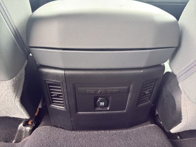 2018 RAM 1500 Big Horn 4x4 Crew Cab 5'7" Box