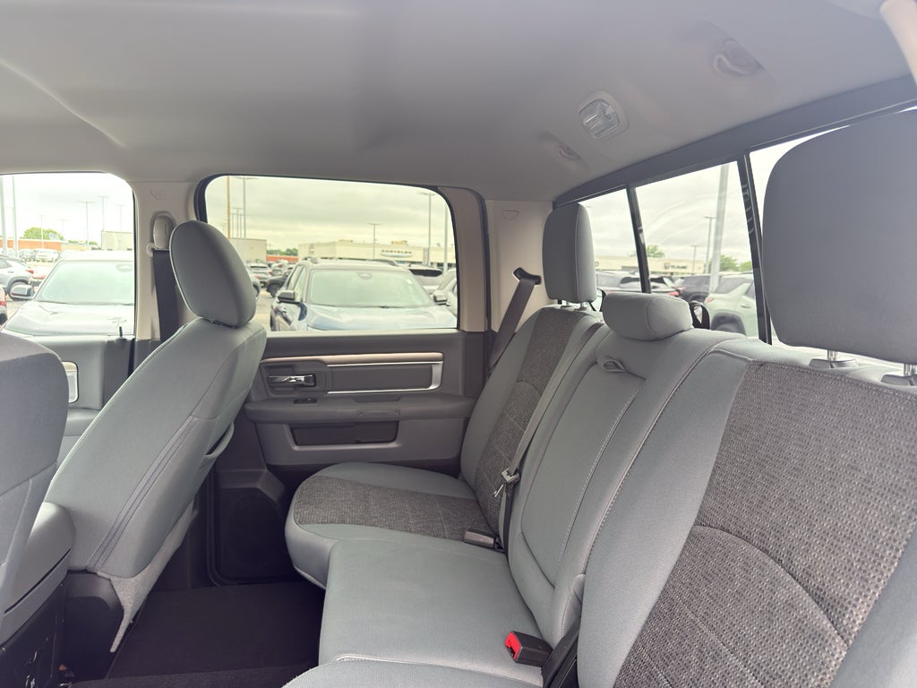 2018 RAM 1500 Big Horn 4x4 Crew Cab 5'7" Box