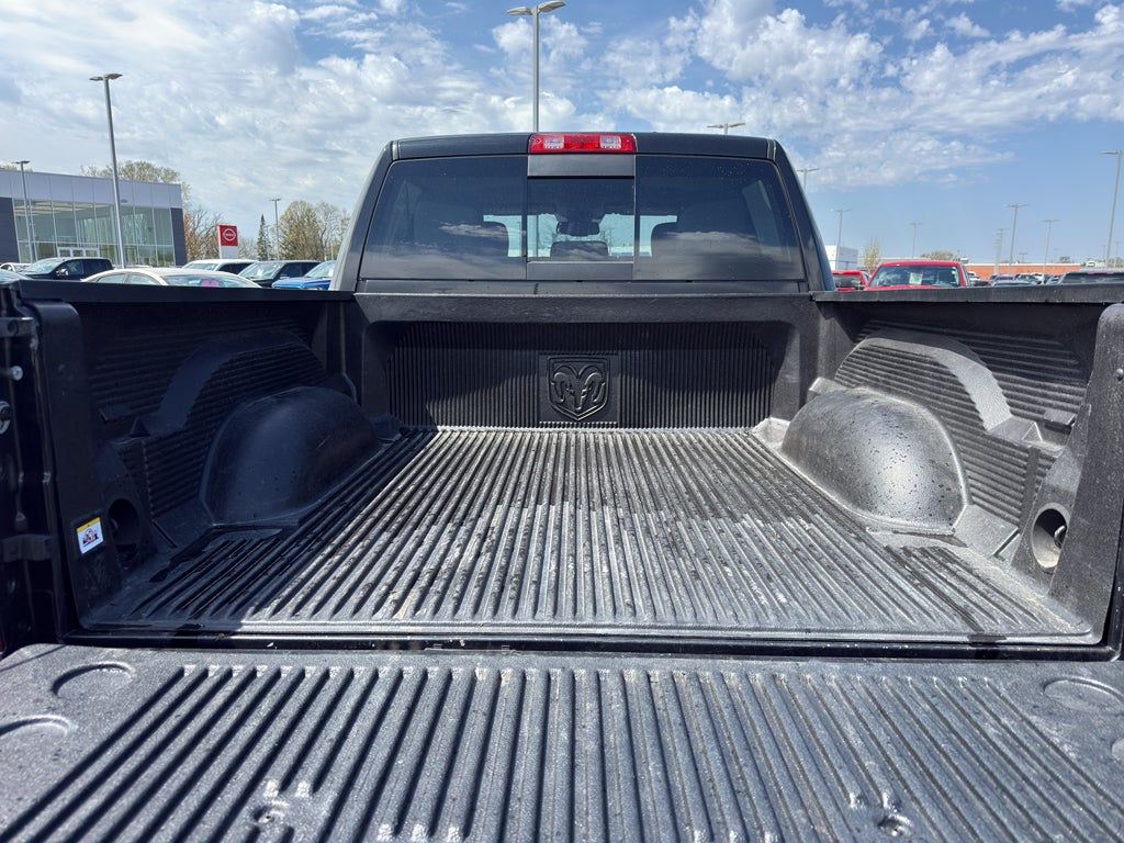 2017 RAM 1500 Big Horn 4x4 Crew Cab 5'7" Box