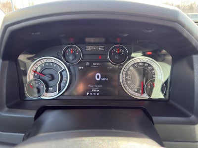 2017 RAM 1500 Big Horn 4x4 Crew Cab 5'7" Box