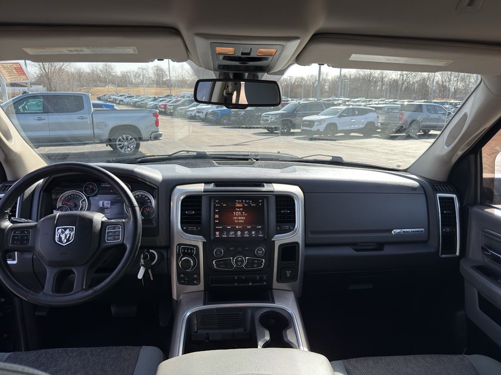 2017 RAM 1500 Big Horn 4x4 Crew Cab 5'7" Box