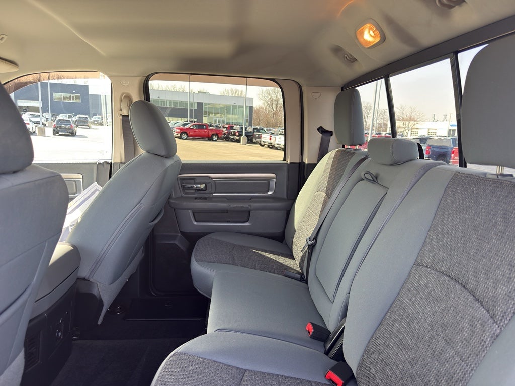 2017 RAM 1500 Big Horn 4x4 Crew Cab 5'7" Box