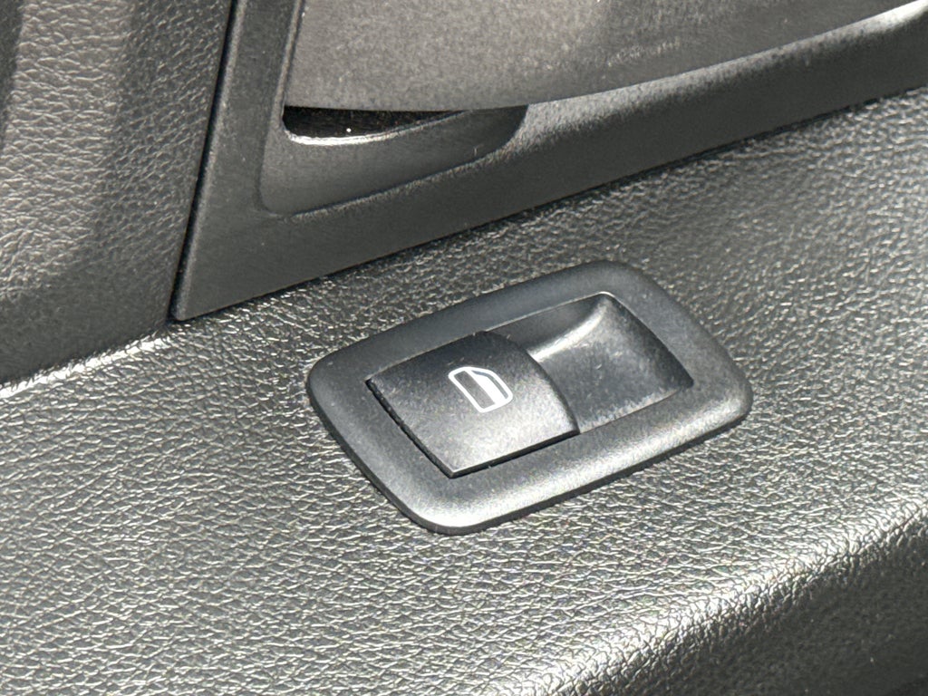 2021 RAM 2500 Tradesman 4x4 Crew Cab 6'4" Box