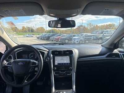 2020 Ford Fusion SE FWD
