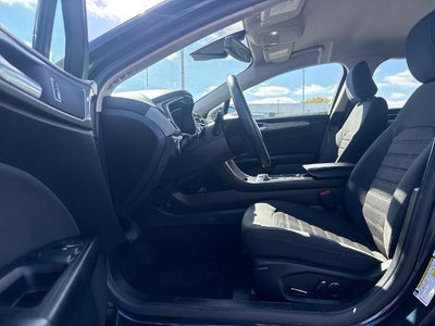 2020 Ford Fusion SE FWD