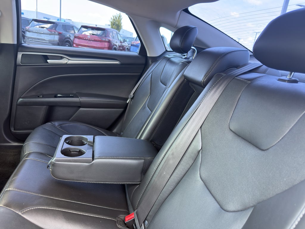 2016 Ford Fusion 4dr Sdn Titanium FWD