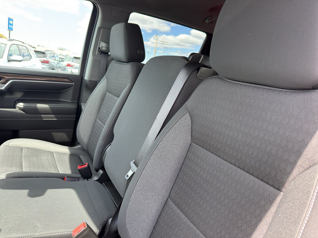 2022 Chevrolet Silverado 1500 Crew Cab Short Box 4-Wheel Drive LT 2FL